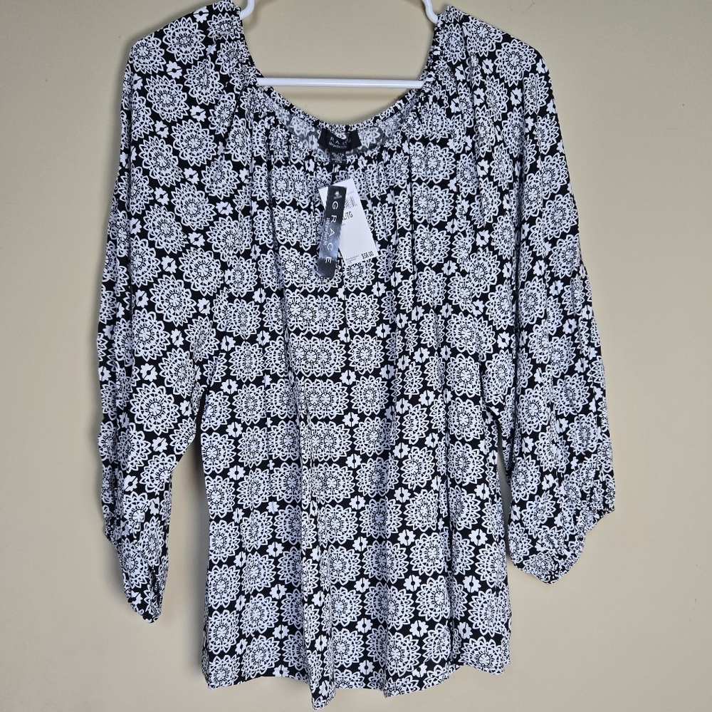 Grace XL Black and White Floral Women's Top Flowy NWT